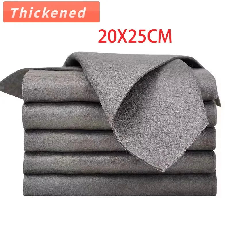 A stack of gray thickened microfiber cleaning cloths, measuring 20x25cm.