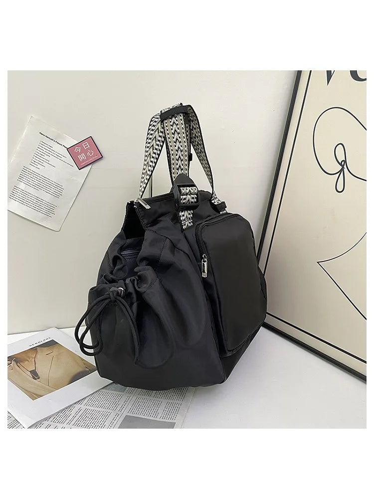 Versatile Nylon Shoulder Bag with Large Capacity