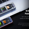 Laptop zeigt eine NVMe SSD-Gehäuse mit LCD-Display, das 10 Sekunden Hardware-Stromausfallschutz demonstriert.