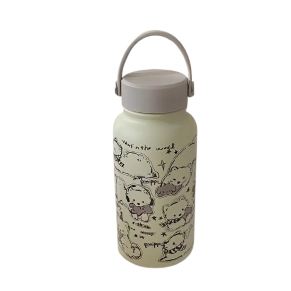 Botella térmica de color claro con tapa y diseño de animales lindos en el cuerpo.