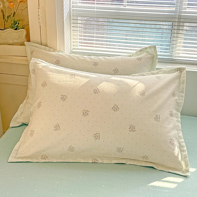Floral Print 100% Cotton Duvet Cover Set with Two Pillow Shams
