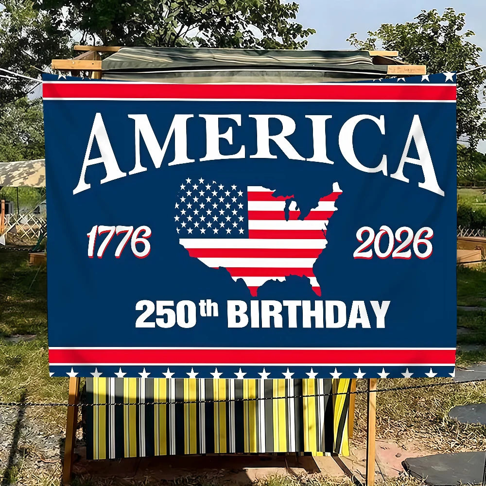 Grande bannière avec le texte AMERICA 1776 2026 et la carte des États-Unis avec le texte 250e ANNIVERSAIRE.