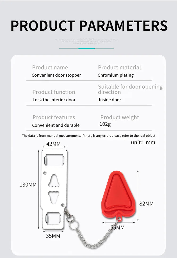 Un bloque-porte rouge avec placage chrome, présentant deux trous et une chaîne pour sécuriser la porte intérieure.