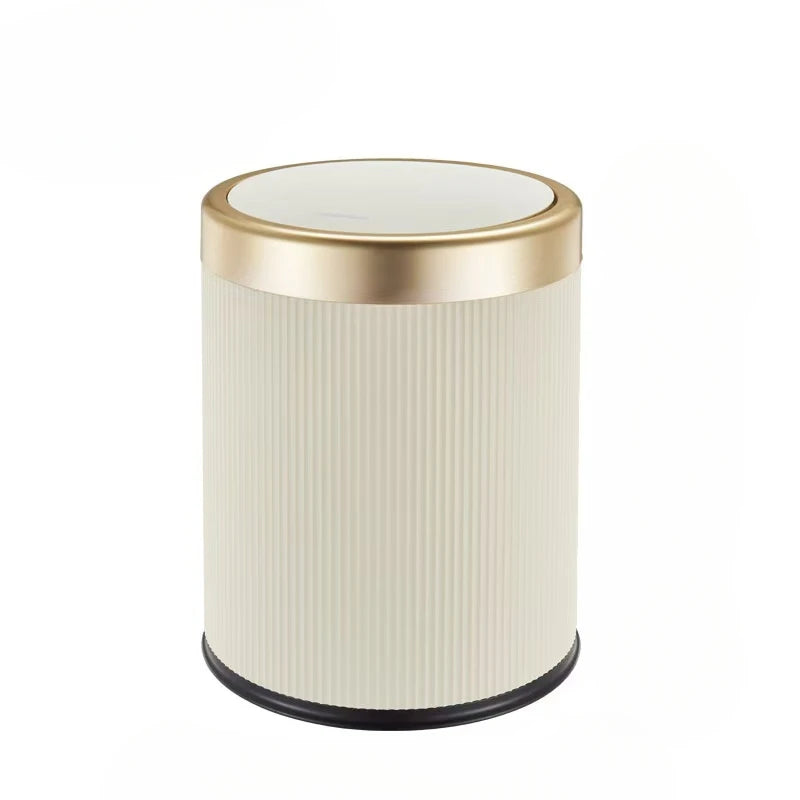 Step-On Trash Can with Lid – Durable Plastic Wastebasket for Home