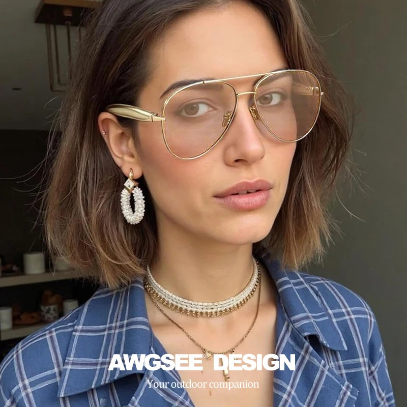Oversized Aviator Sunglasses with Gradient Champagne Lenses