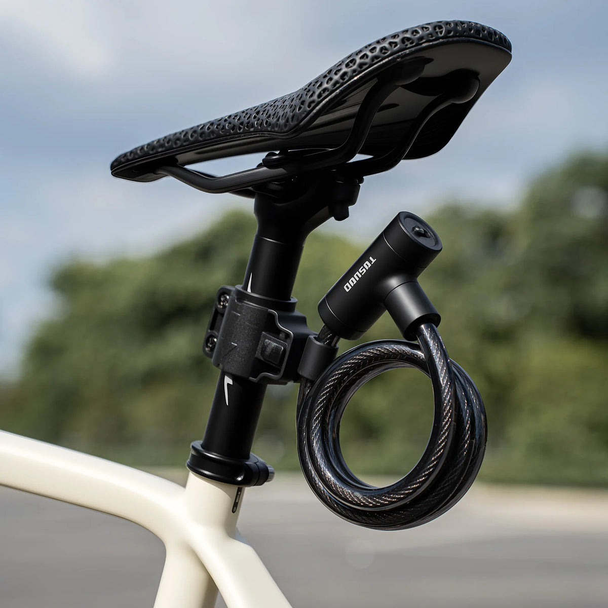 Heavy-Duty Cable Bike Lock with Mounting Bracket and 2 Keys
