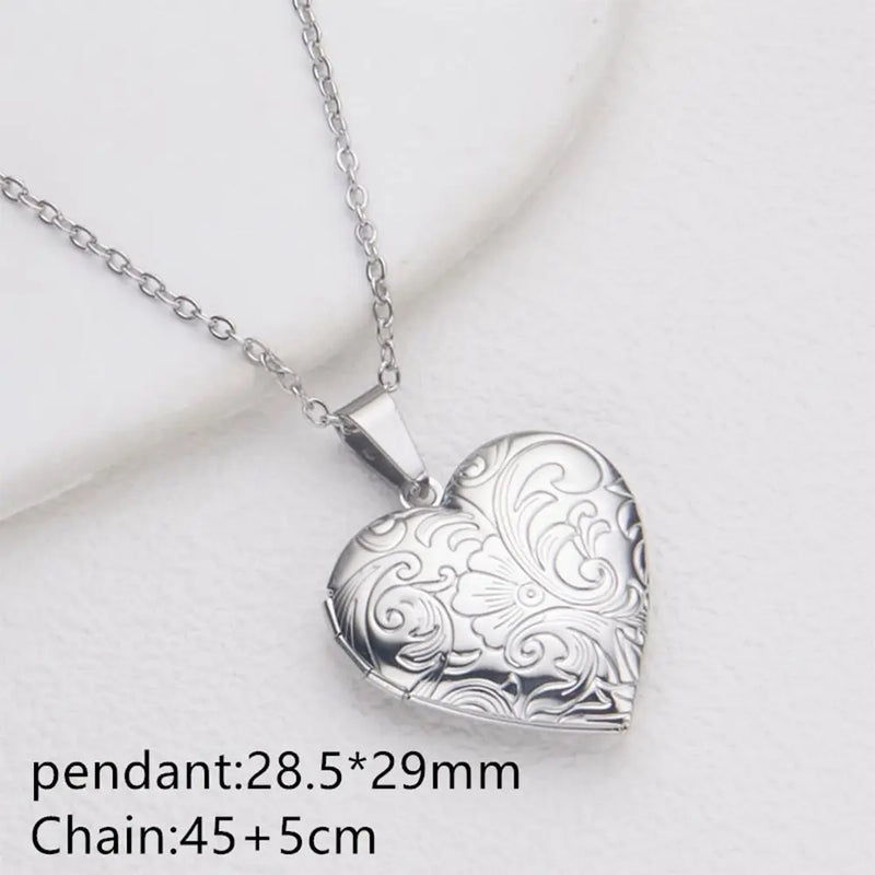 Vintage Floral Heart Locket Necklace