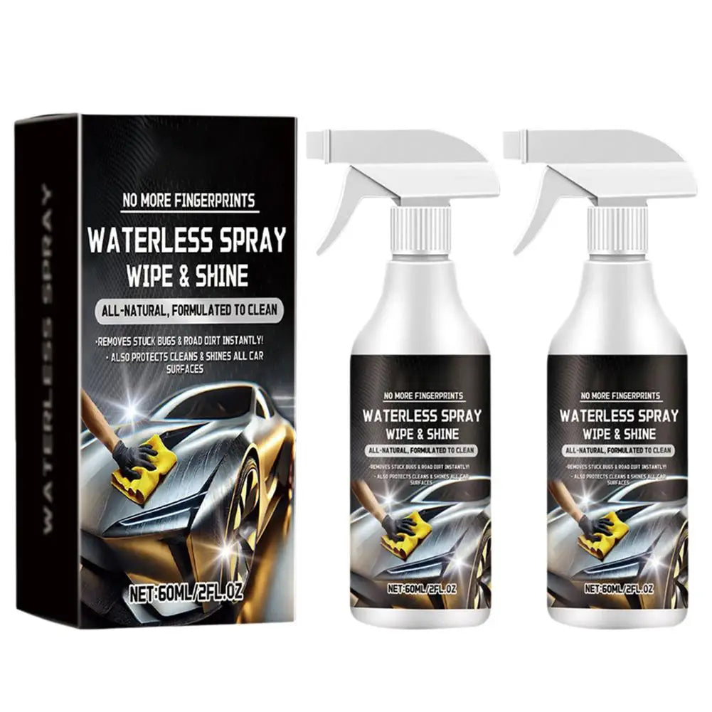 Una botella de limpiador en spray sin agua y brillo para superficies de coche junto a su empaque.