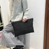 Weiche Polyester-Clutch mit Reißverschluss