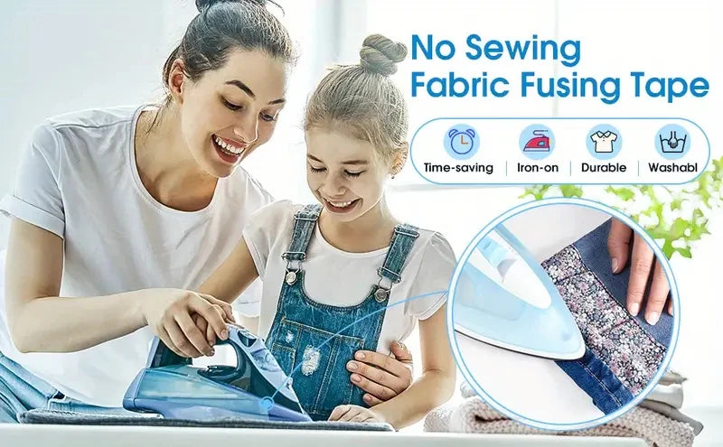 Eine Frau und ein Mädchen verwenden No-Sew-Fusing-Tape, um Stoffstücke für die Bekleidung herzustellen.