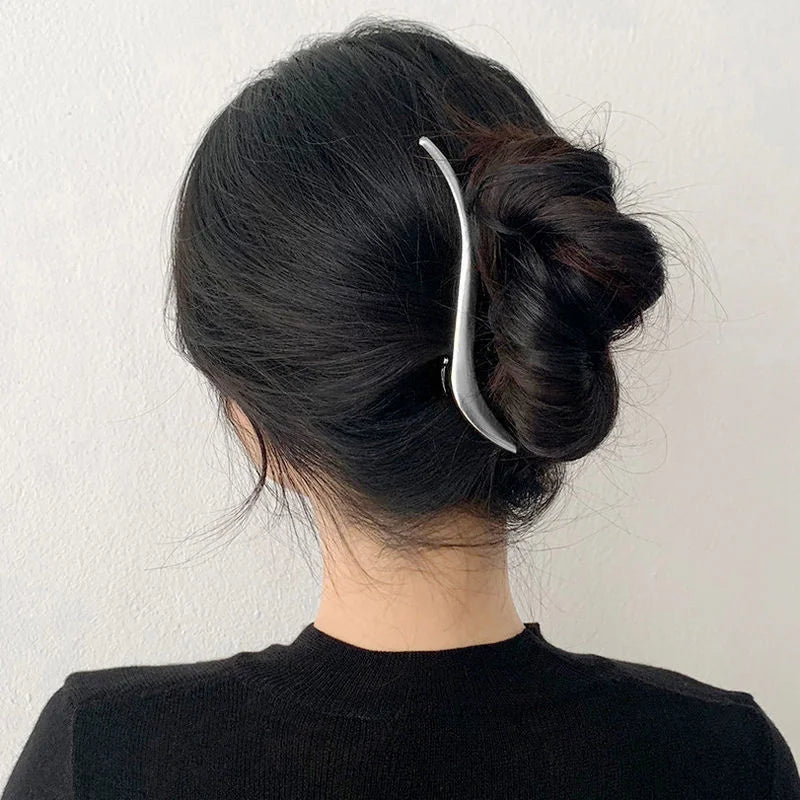 Gold S-Shaped Metal Hair Claw