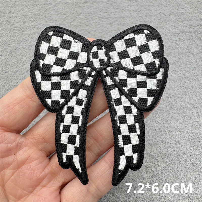 Black & White Racing Flag Embroidered Patches (Iron-On / Sew-On)