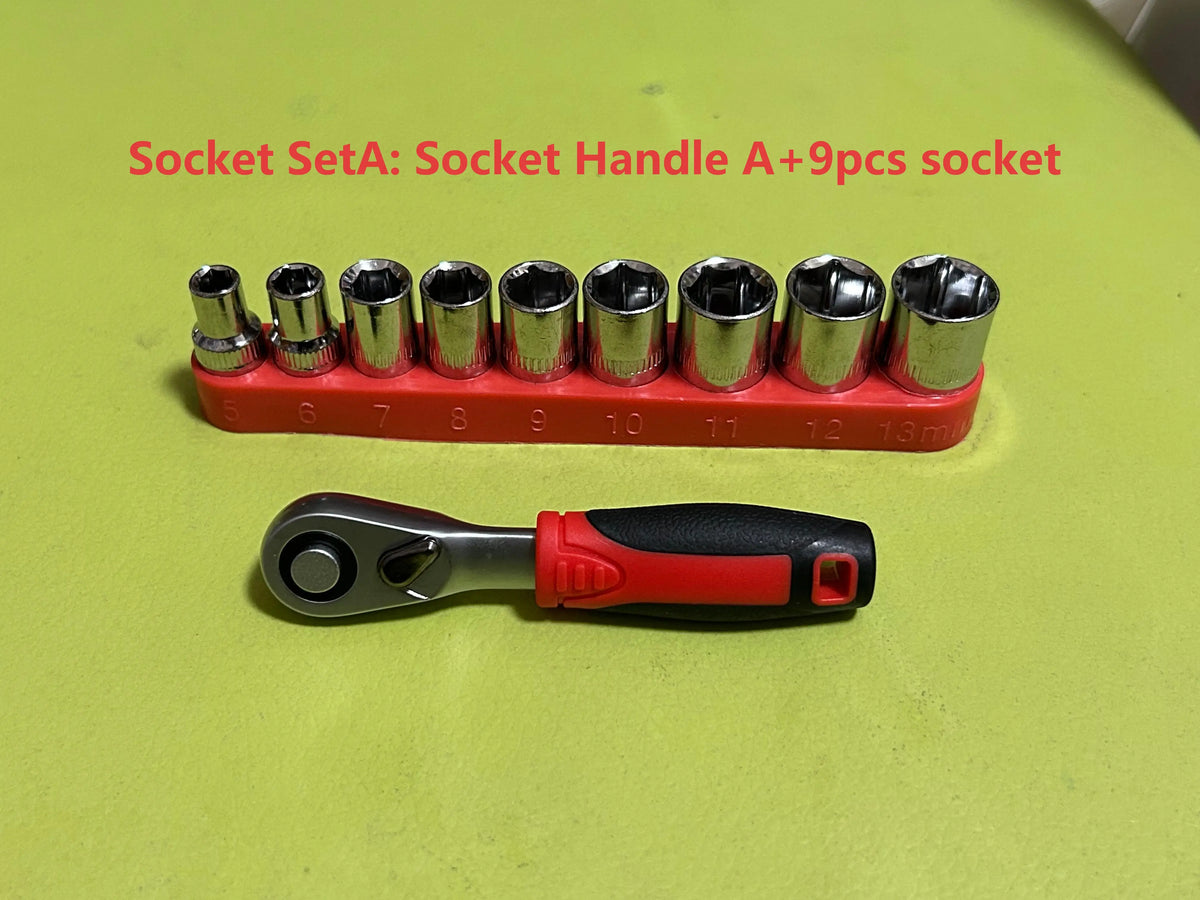 Compact 2-in-1 Ratchet Wrench with Socket and Bit Drives