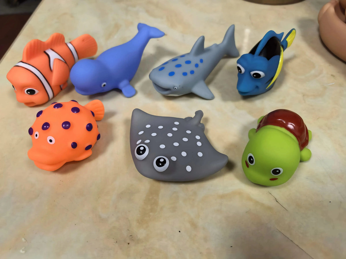 Dinosaur LED Bath Toy with Color-Changing Lights