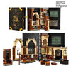 A set of 257 fantasy theme building blocks featuring three detailed figures and architectural models.