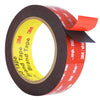 Roll von 3M, strapazierfähiges doppelseitiges Montageklebeband in schwarz und orange Verpackung