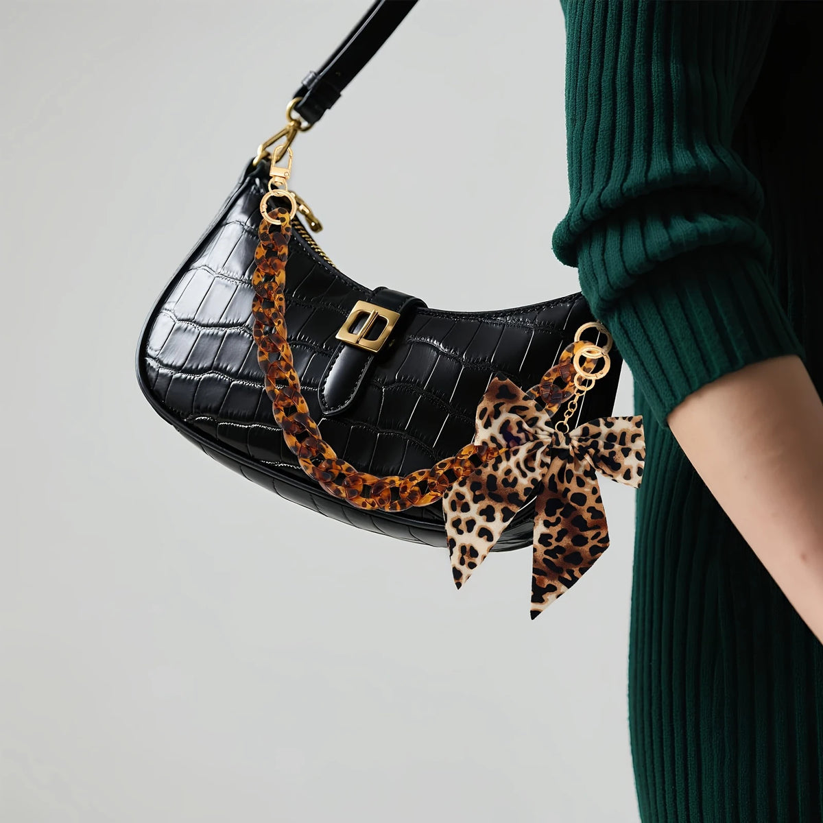 Leopard Print Acrylic Handbag Chain Strap with Bow Charm