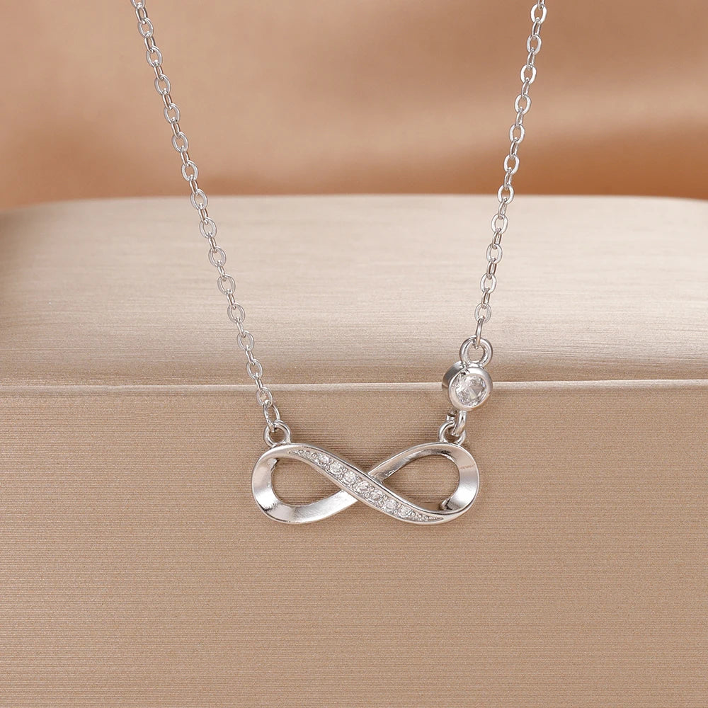 Collier Infinity en Acier Inoxydable