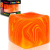 Cube anti-stress marbré orange en gel moelleux.