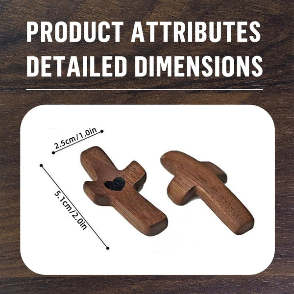 Dos cruces de madera artesanales de bolsillo con dimensiones detalladas para oración y reflexión.