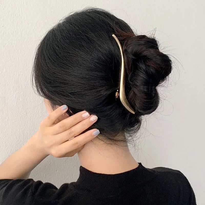 Gold S-Shaped Metal Hair Claw