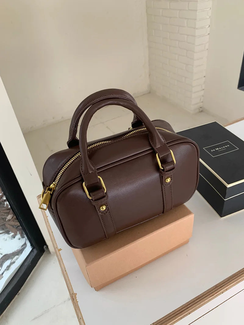 Vintage PU Leather Crossbody Shoulder Bag – Solid Color Retro Handbag