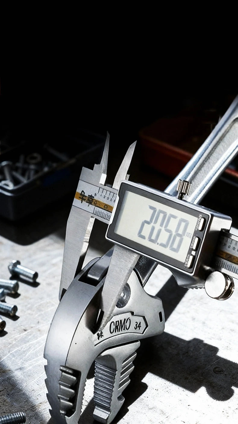 Heavy-Duty Adjustable Ratchet Wrench