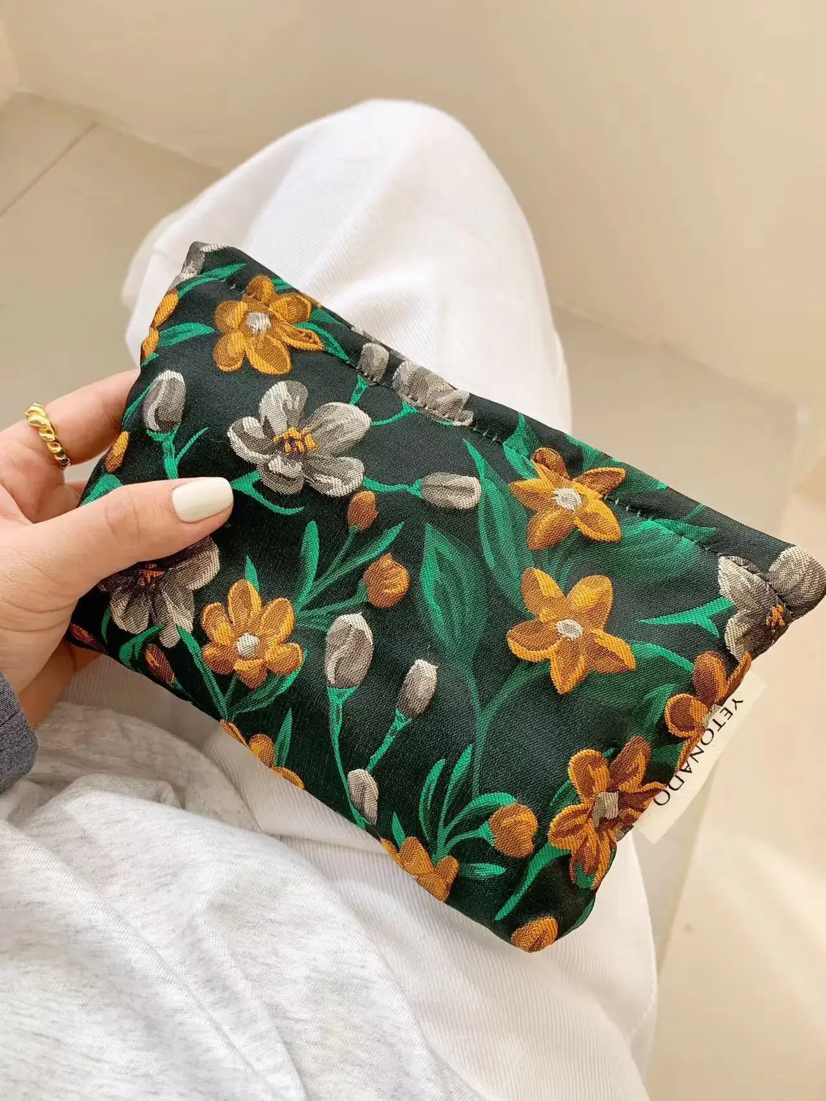 Vintage Floral Cosmetic Bag - Portable Makeup & Toiletry Organizer