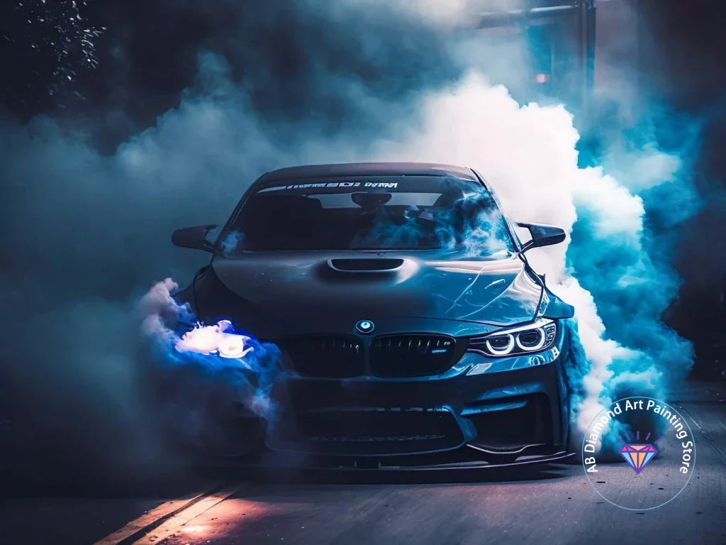 سيارة BMW سباق داكن مغطاة بدخان أزرق، مضاءة بأضواء ساطعة.