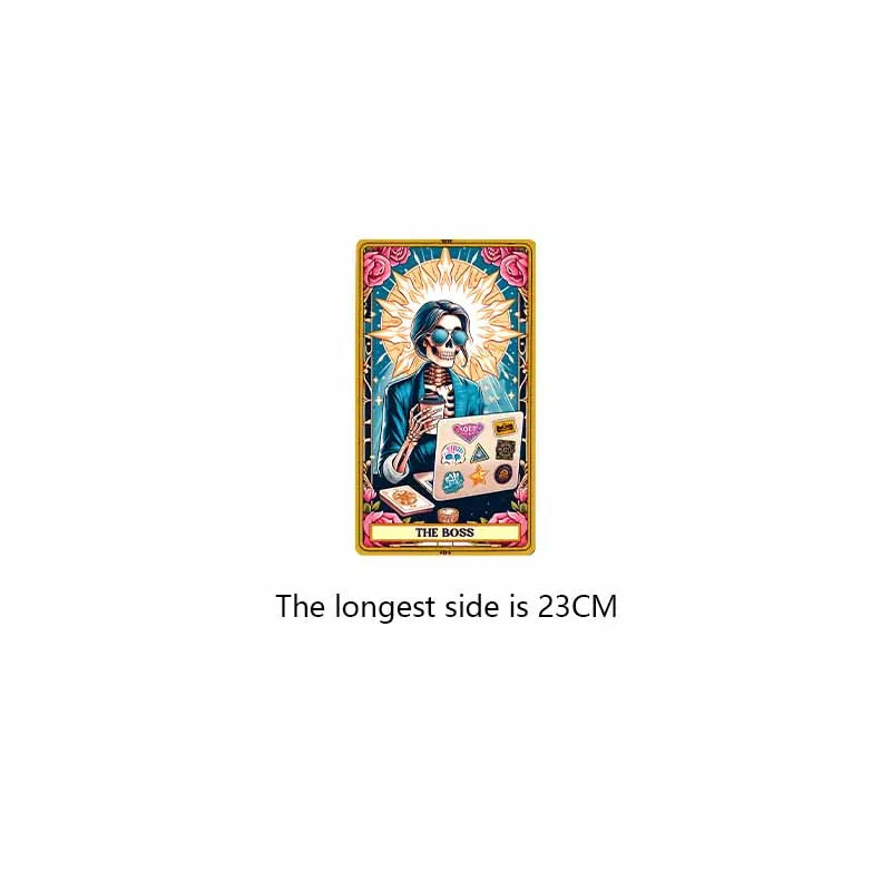 Carte de tarot avec crâne et os dans un cadre en soleil pour autocollants de transfert de chaleur.