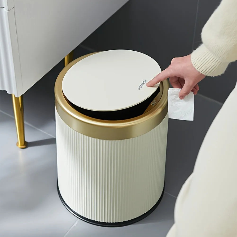 Step-On Trash Can with Lid – Durable Plastic Wastebasket for Home
