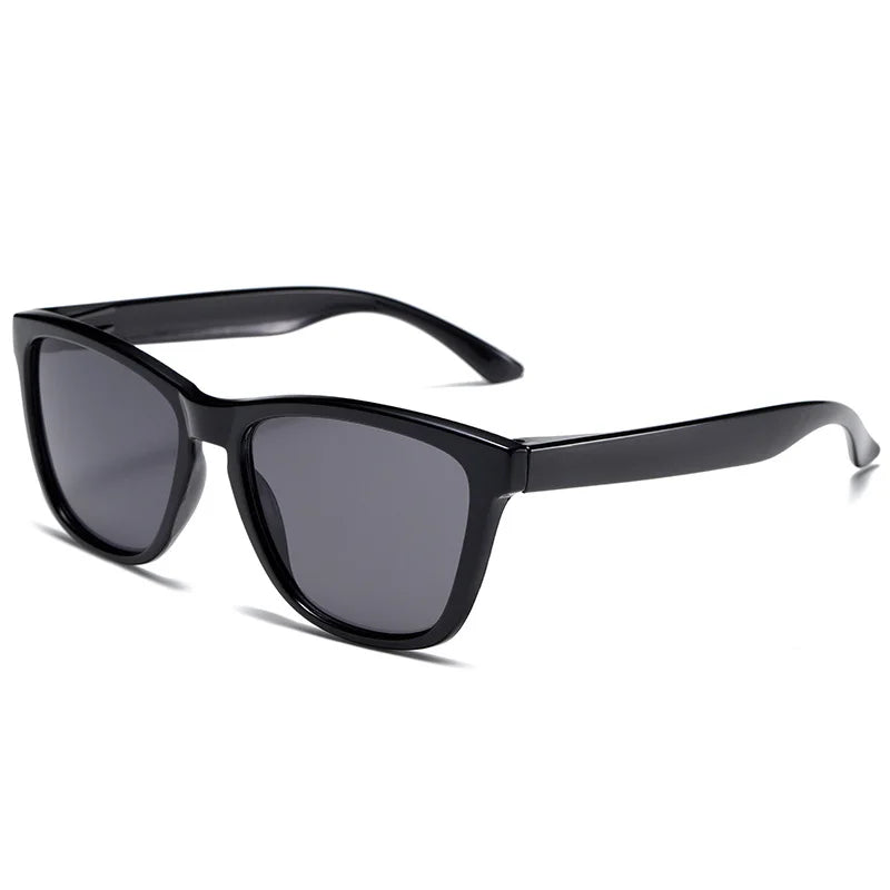 Retro Clear Frame Sunglasses with UV400 Protection