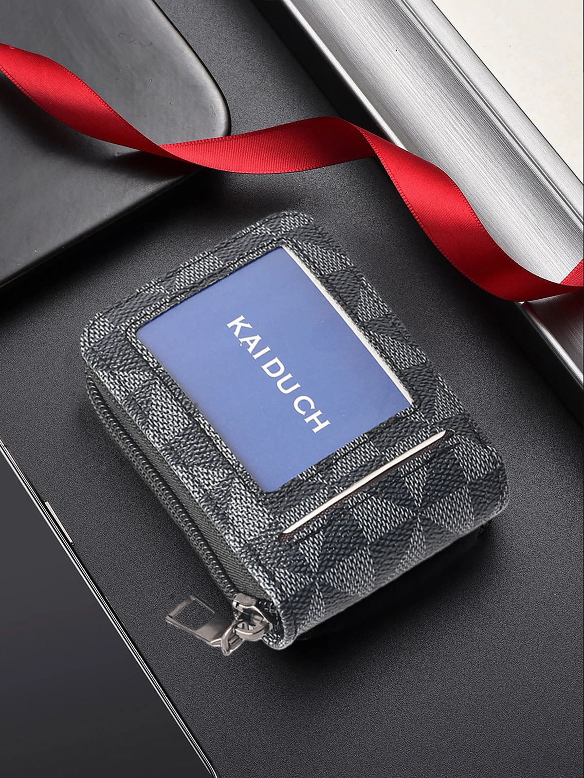 Men's PU Leather Card Holder with Geometric Pattern and Zipper Closure