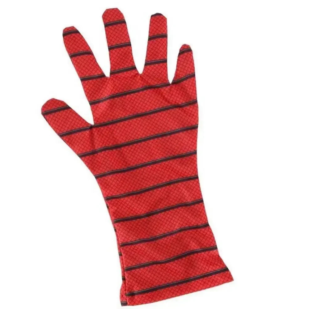 Rote gestreifte Superheldenhandschuhe mit strukturiertem Muster.