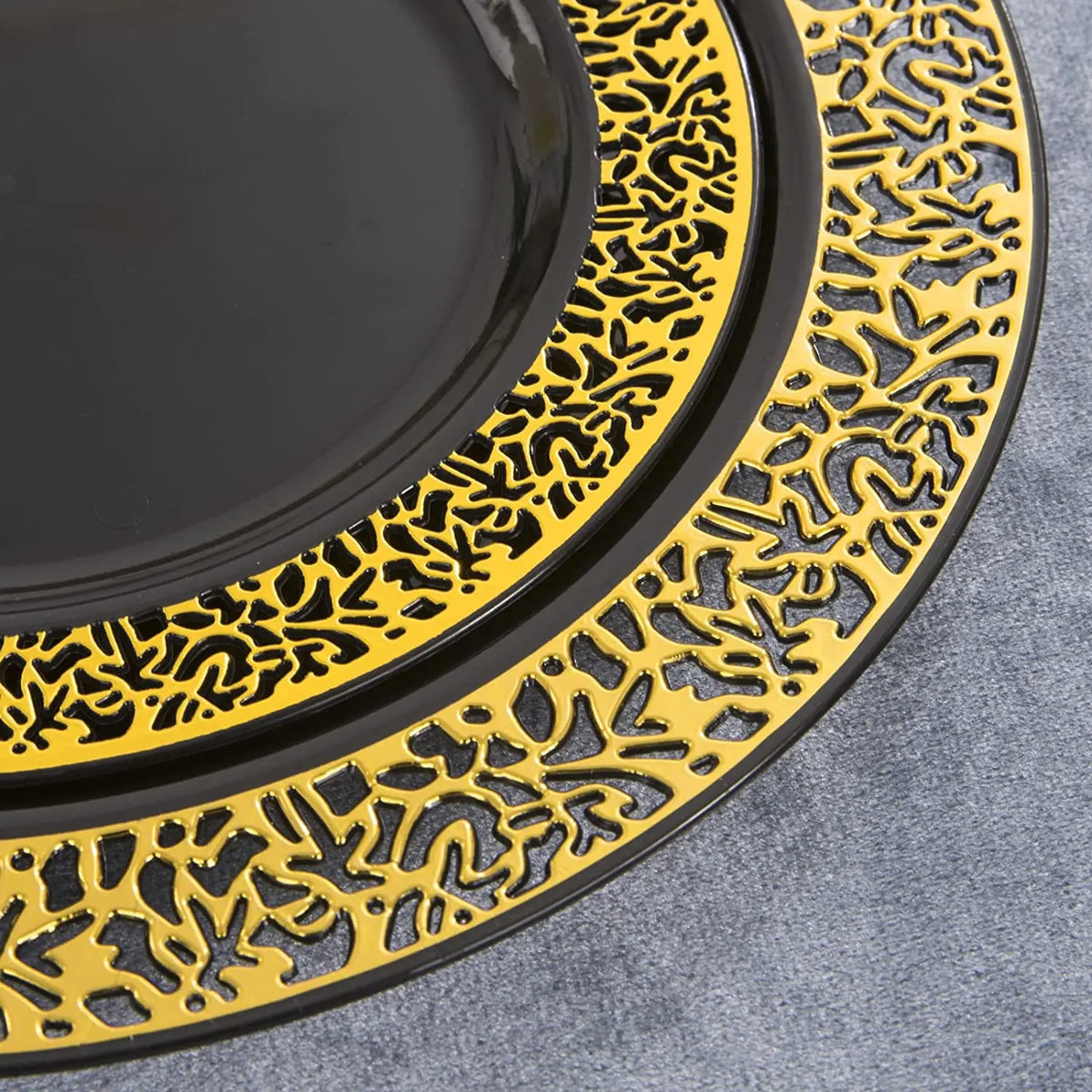 Elegant White Disposable Dinner Plates with Silver Lace Design