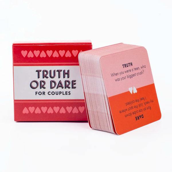 Truth or Dare für Paare: Verführerisches Kartenspiel für den Abend