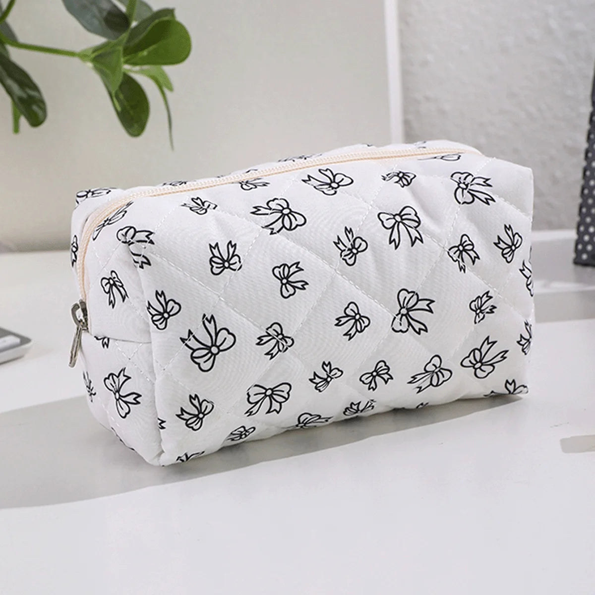Bowknot Print Makeup Bag - Large Capacity Travel Toiletry Organizer