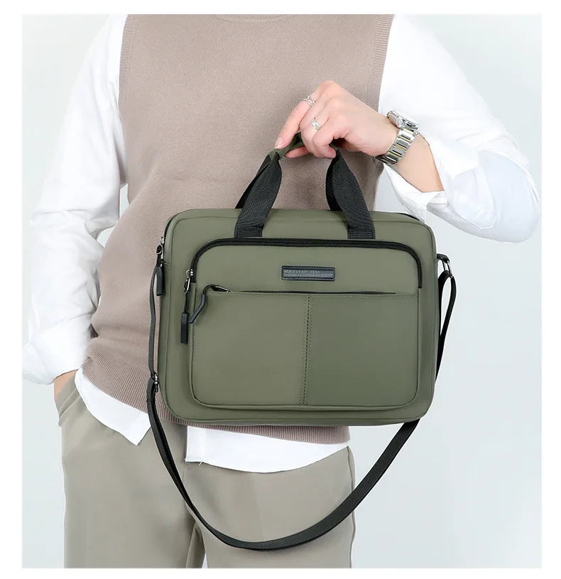 Large-Capacity Men's Messenger Bag with A4 Compatibility