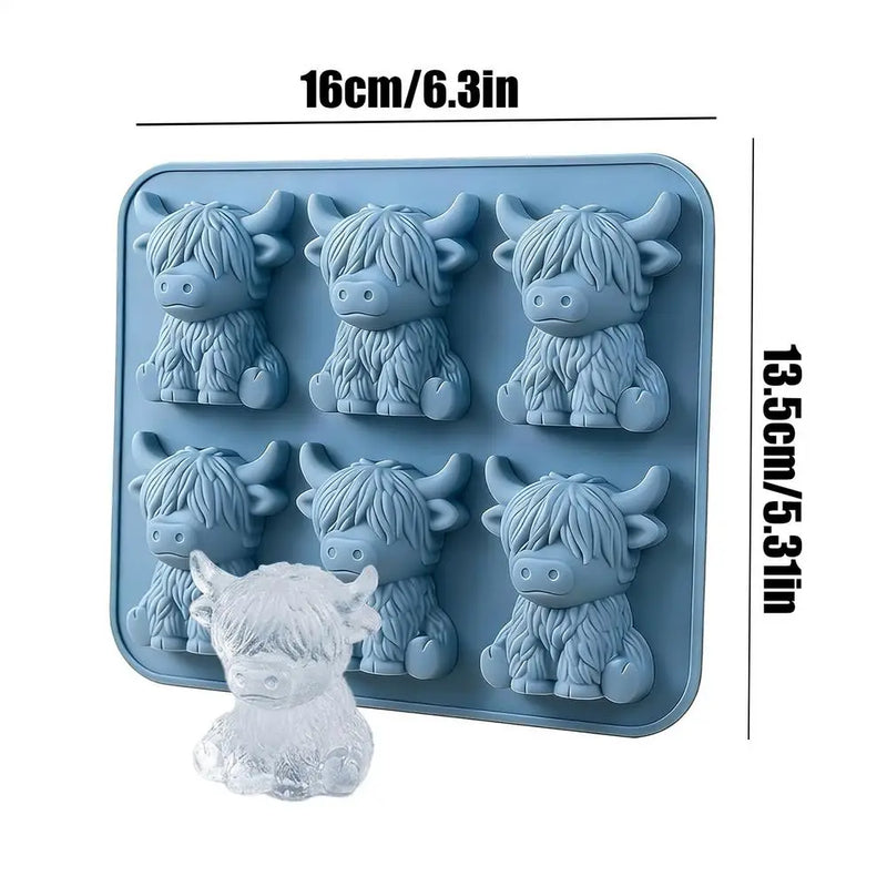 Highland Cow Silicone Ice Cube Tray