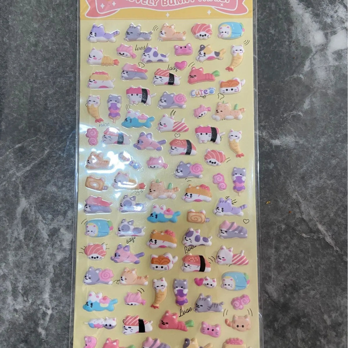 Set süße Tier- und Kuchen-Sticker für das Journaling mit niedlichen Tieren und Lebensmitteln.