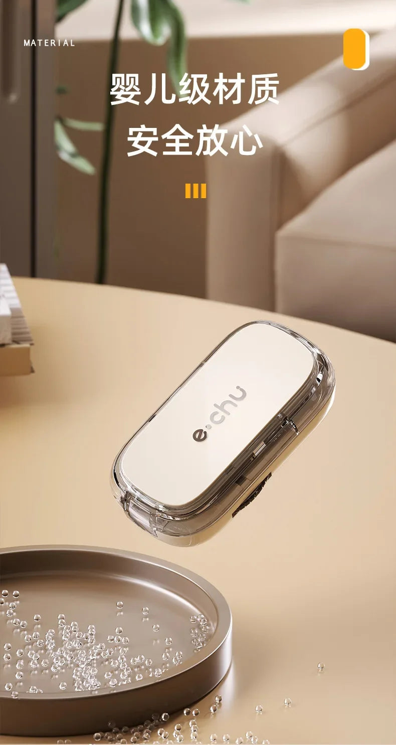 Portable Pill Cutter and Storage Box with Dustproof Lid