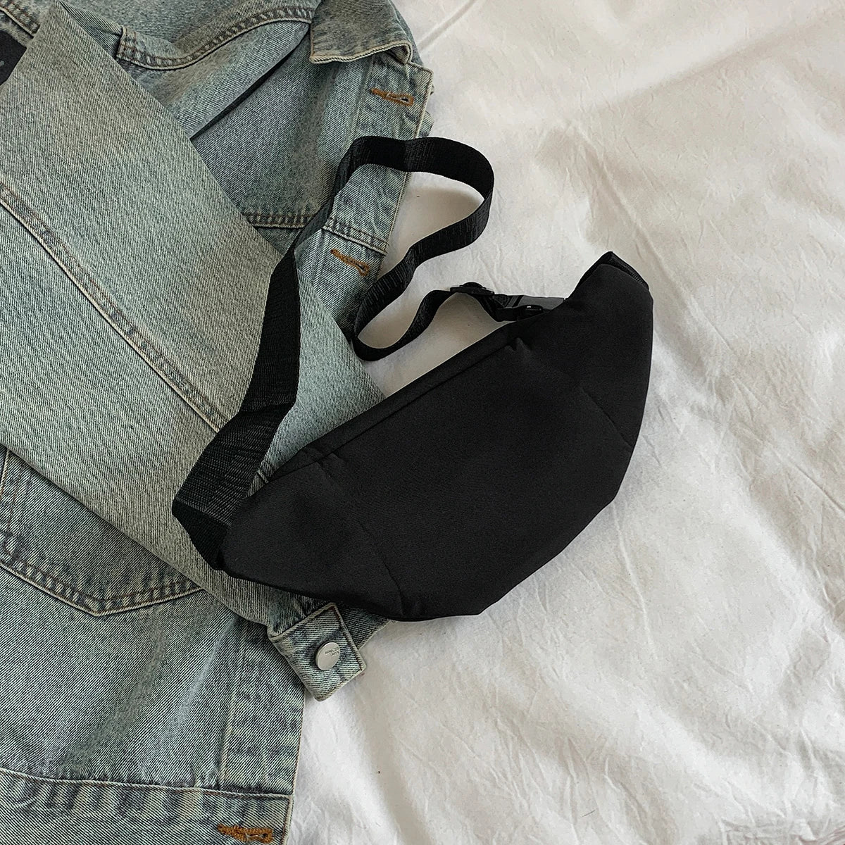 Adjustable Nylon Waist Bag for Travel, Workout & Daily Use