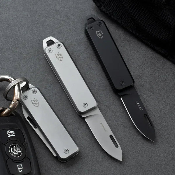Couteau de poche multi-outils compact