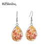 Aretes de Aro en Forma de Lágrima con Arte de Abeja y Flores