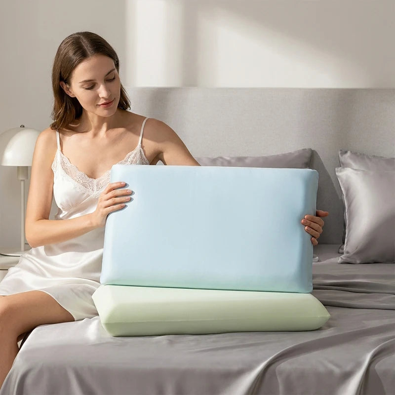 Cooling Ice Silk Pillowcase – Breathable & Soft