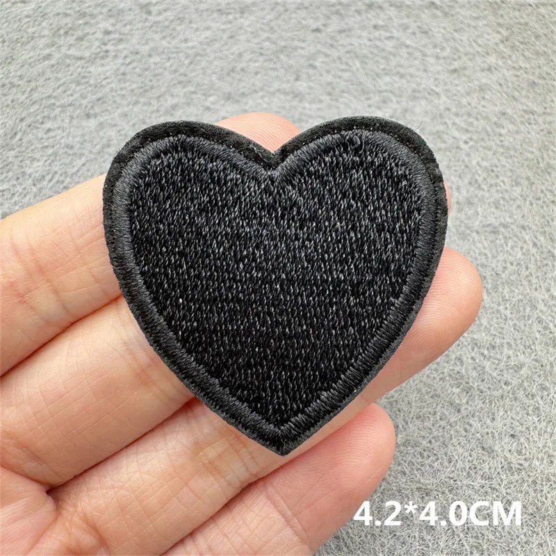 Black & White Racing Flag Embroidered Patches (Iron-On / Sew-On)