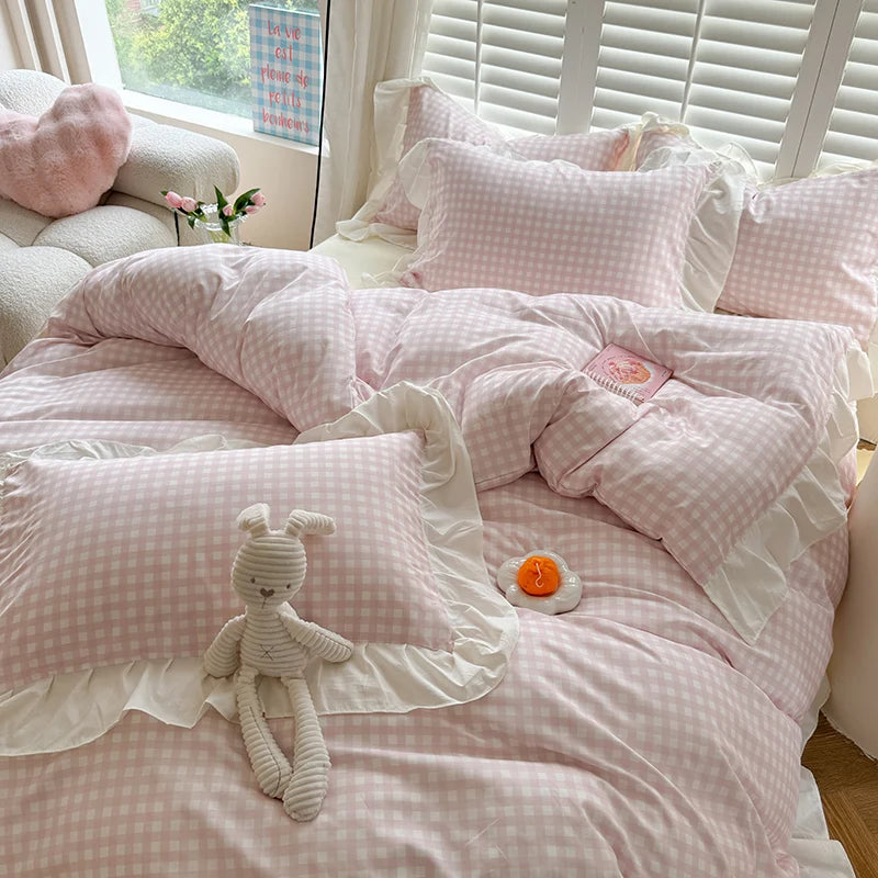 Pink Checkered Lace Duvet Cover Set (3 Pieces)