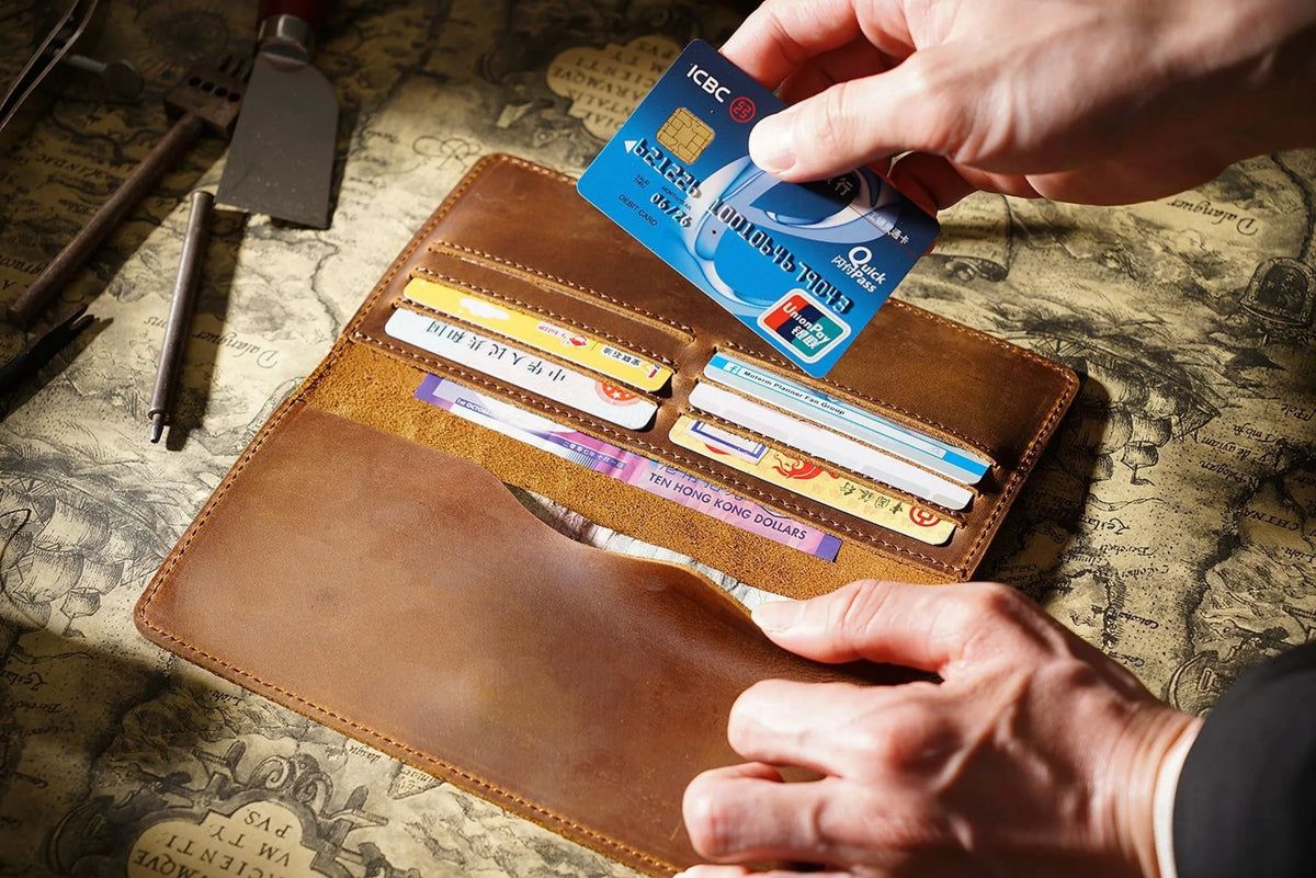 Vintage Leather Long Bifold Wallet with Snap Closure