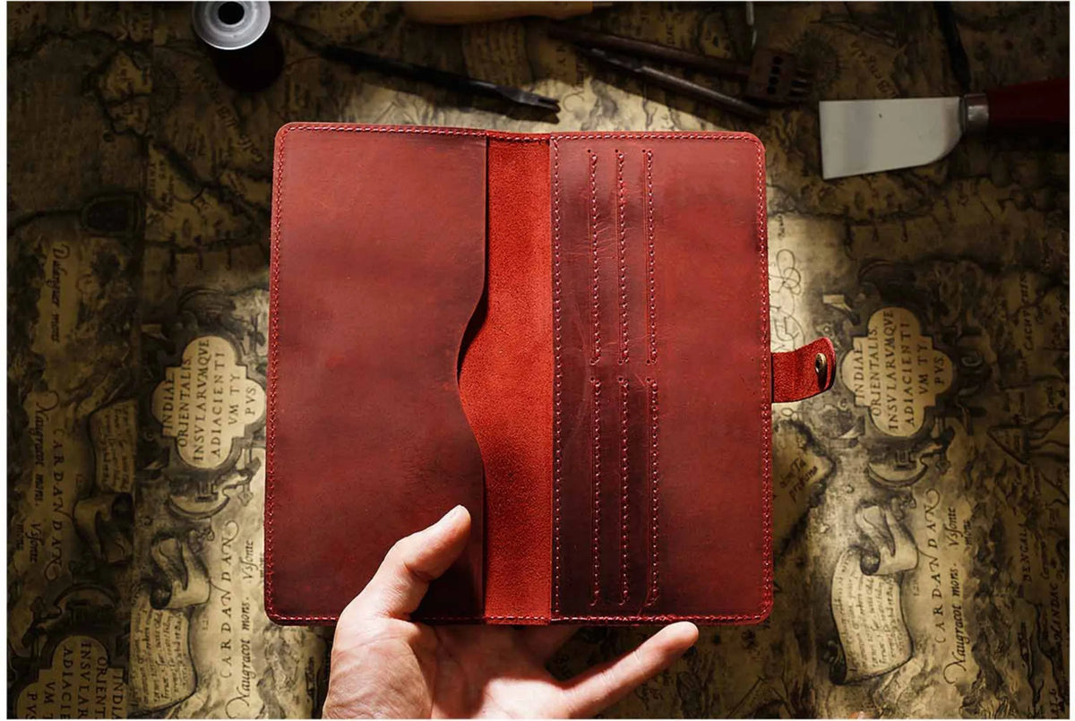 Vintage Leather Long Bifold Wallet with Snap Closure