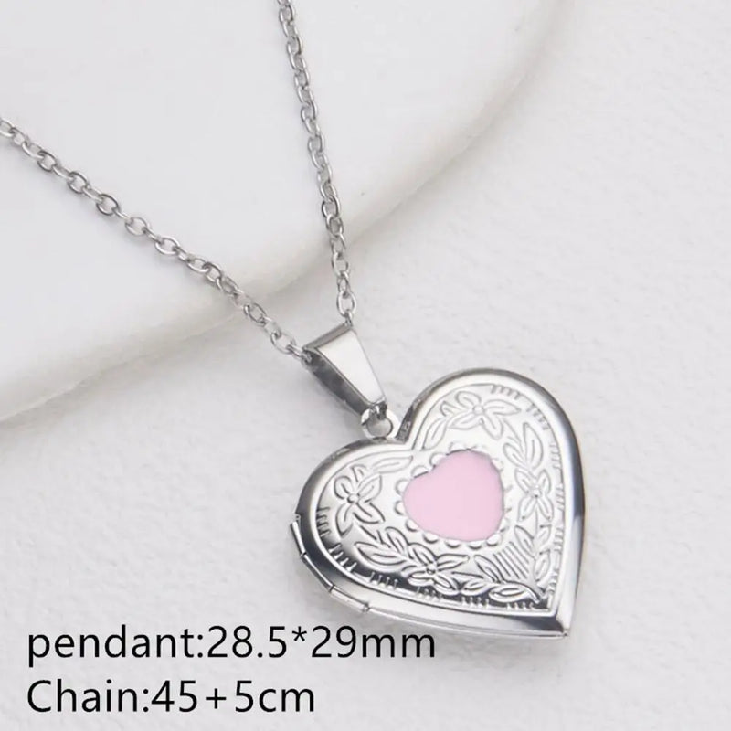 Vintage Floral Heart Locket Necklace